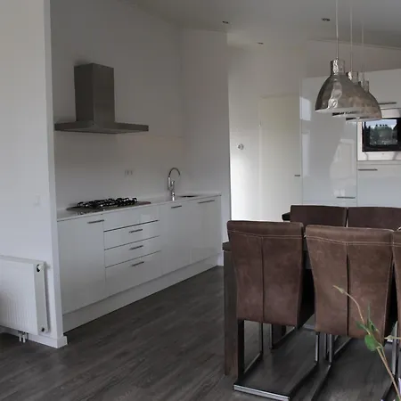 Дом отдыха Charming Retreat For Your Escape Bemelen