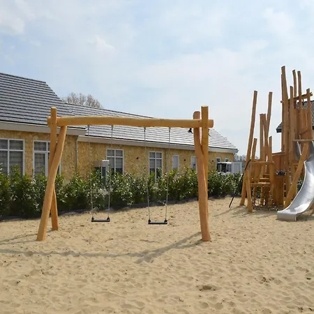 Charming Retreat For Your Escape Дом отдыха *