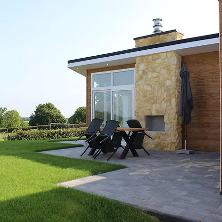 Holiday home Charming Retreat For Your Escape