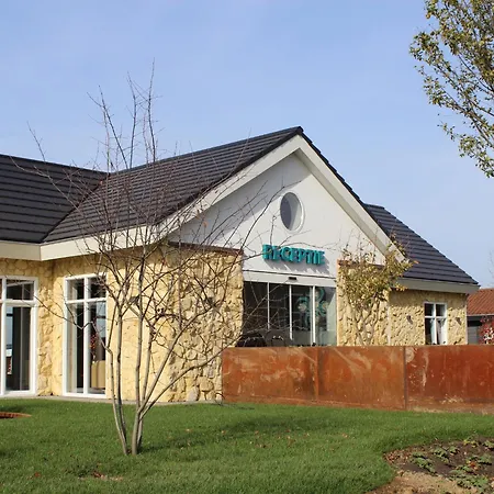 Holiday home Charming Retreat For Your Escape