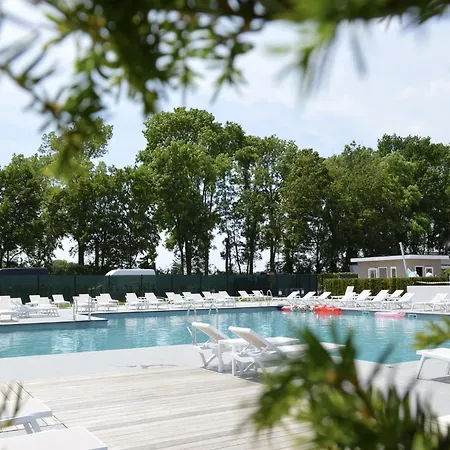 Дом отдыха Charming Retreat For Your Escape