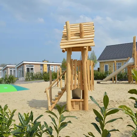 Feriehus Charming Retreat For Your Escape